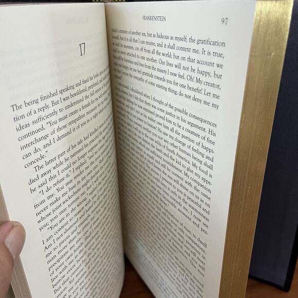 Classics Of Horror Leather Bound Hardcover Book Borders Classics 2003 - Picture 8 of 11